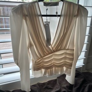 🚨 SOLD 🚨 NWT Iro pleated top ecru size XS